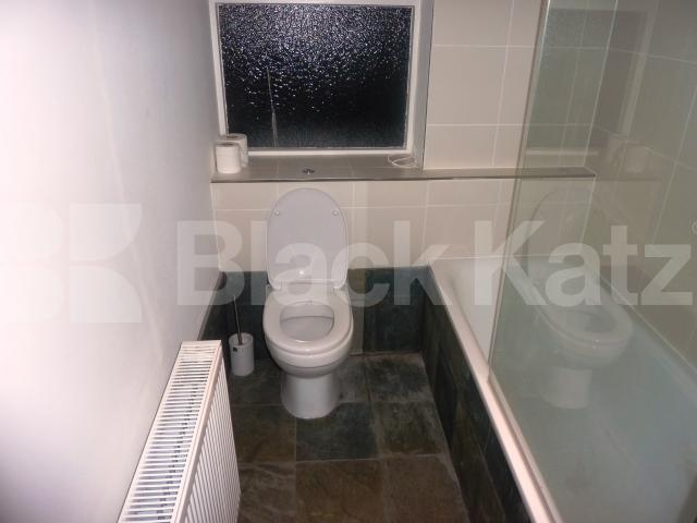 			1 MONTHS DEPOSIT SAVING YOU £609!, 1 Bedroom, 1 bath, 1 reception Flat			 Swinton Street, KINGS CROSS 